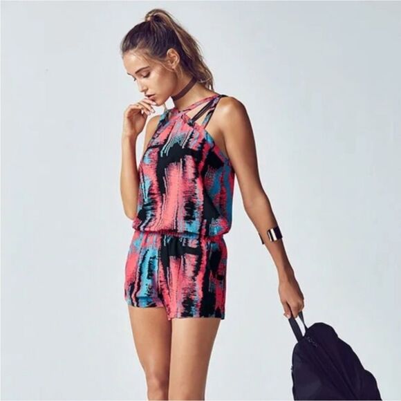 Fabletics multi strap Sleeveless haler lightweight Romper - Picture 2 of 6